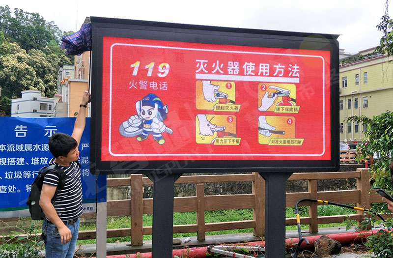 LED廣告機 LED廣告機