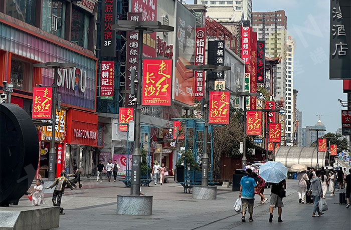 LED燈桿屏,LED廣告機 LED燈桿屏,LED廣告機